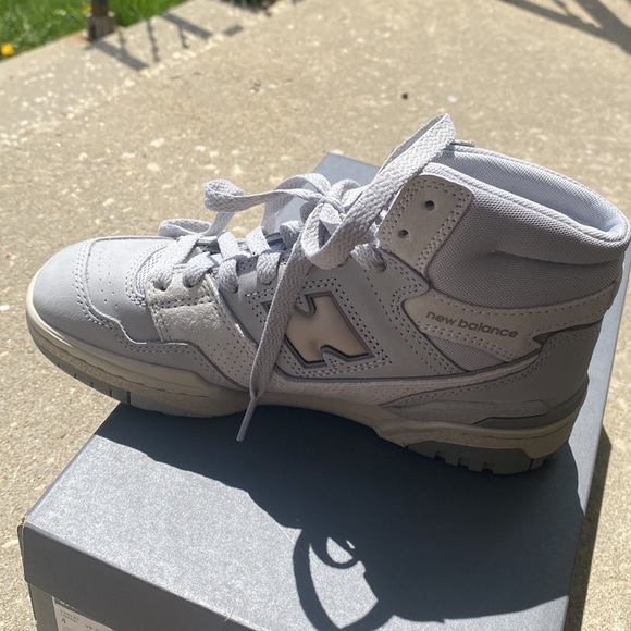 New Balance 650R - Picture 4 of 4